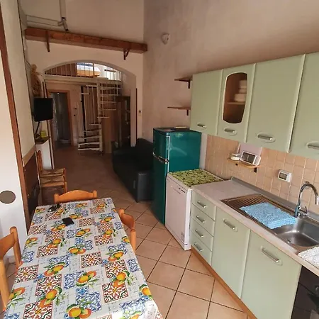 公寓 La Fortezza *